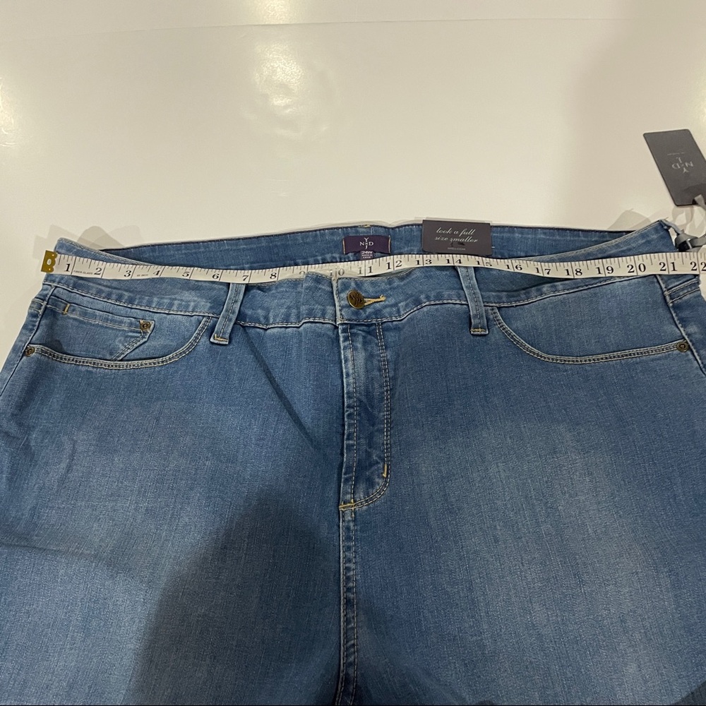 NYDJ Mini Boot Medium Wash High Rise Jeans Size 24W - Picture 8 of 10